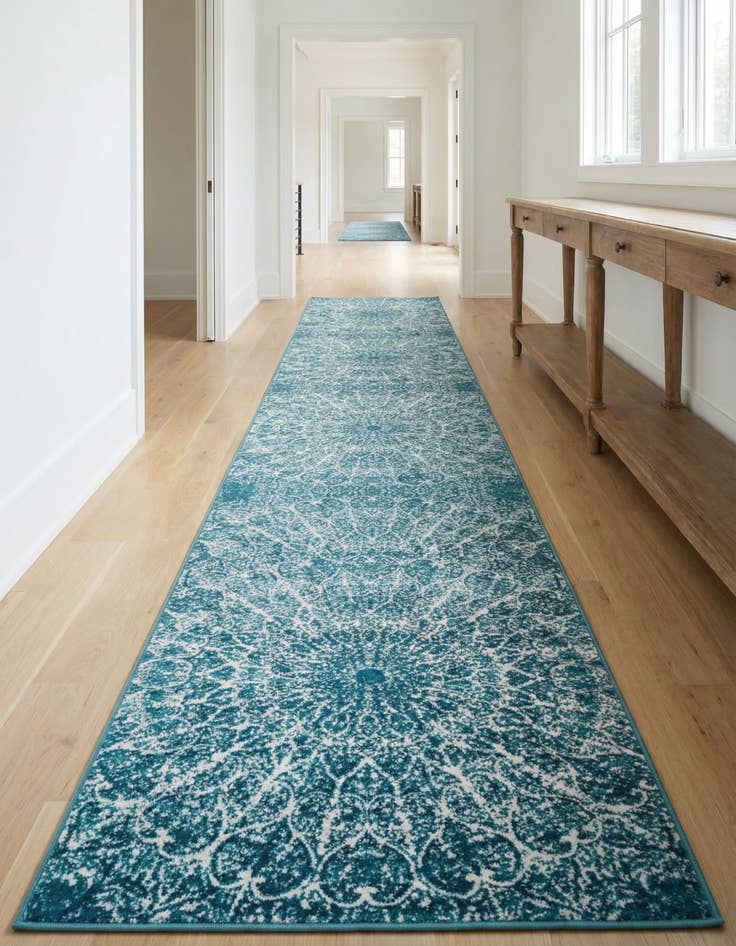 Detail image of 3' 3 x 19' 8 Monaco Runner Rug