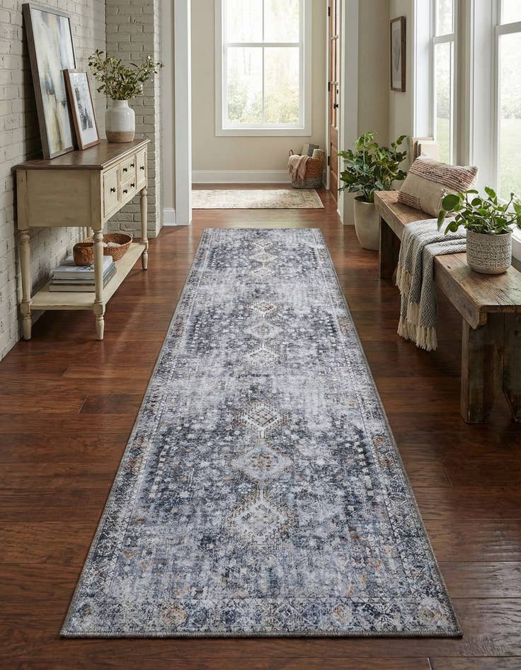 Detail image of 2' 7 x 10' Yara Runner Rug
