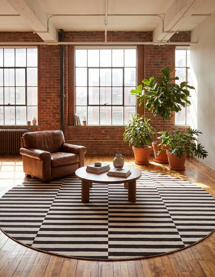 Detail image of 10' x 10' SoHo Round Rug