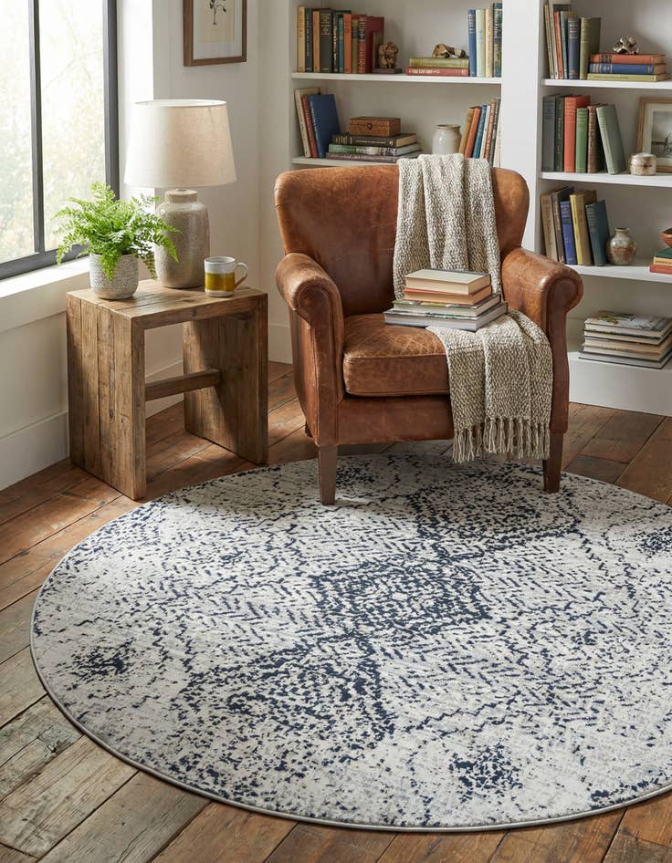 Detail image of 5' 3 x 5' 3 Kamala Washable Round Rug