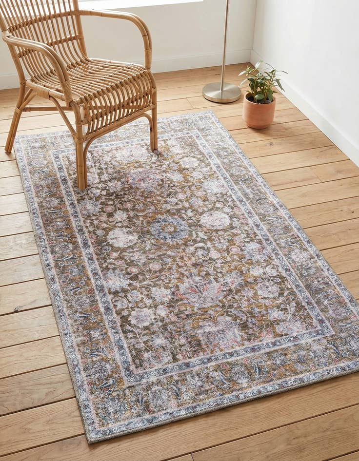 Detail image of 3' 3 x 5' 3 Yara Rug