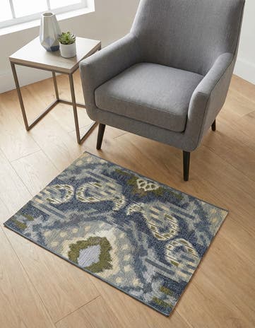 2' 2 x 3' Easy-Clean Modern Indoor / Outdoor Rug