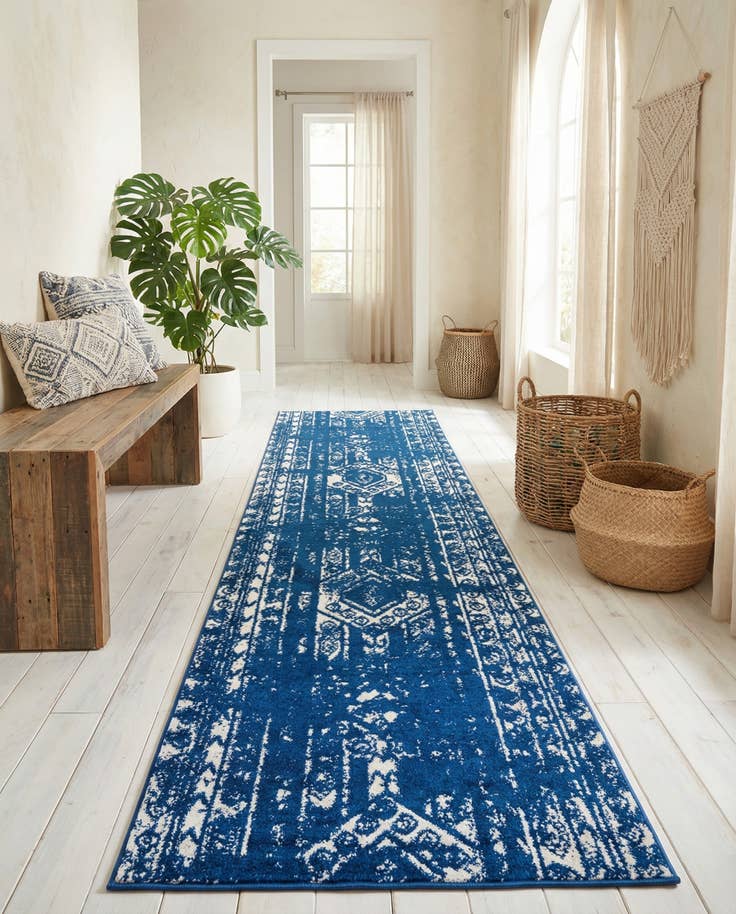 Detail image of 2' 7 x 12' Lennon Runner Rug