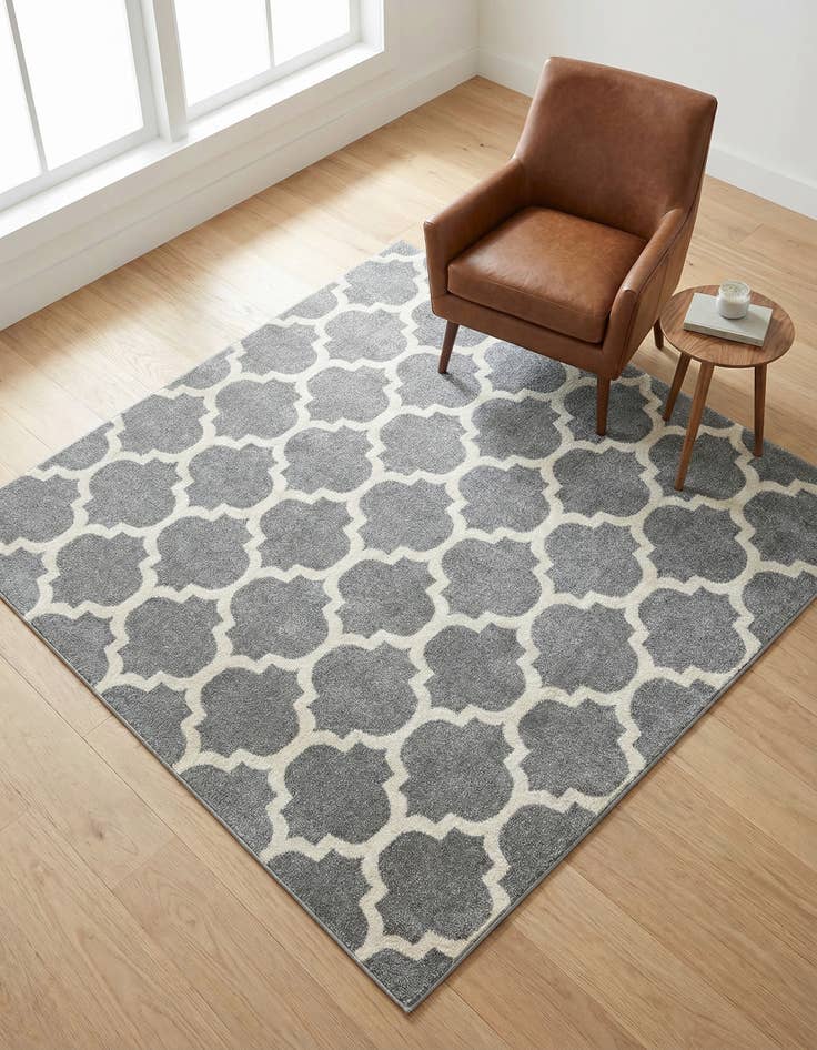 Detail image of 6' x 6' Lattice Square Rug