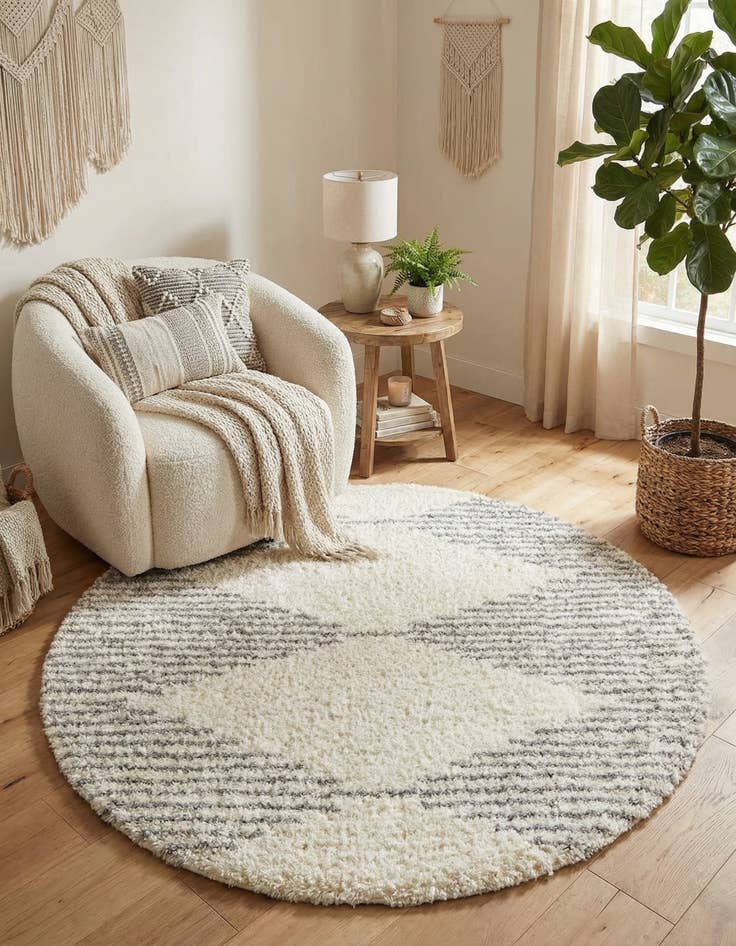 Detail image of 8' x 8' Infinity Shag Round Rug