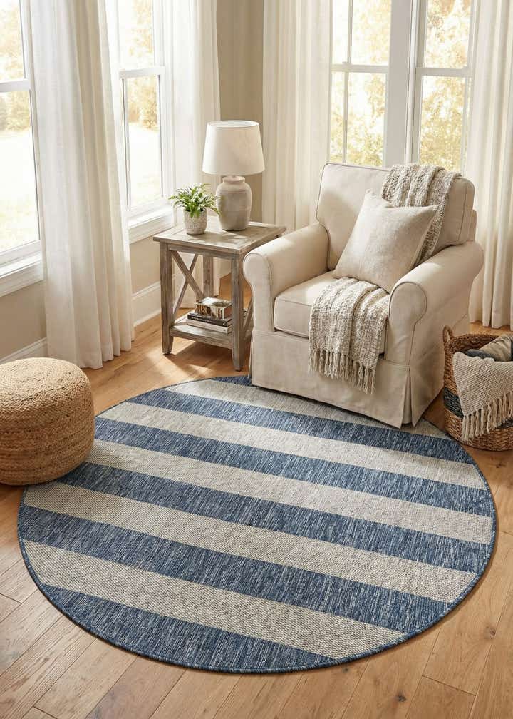 5' 3 x 5' 3 Easy-Clean Ribbon Indoor / Outdoor Round Rug