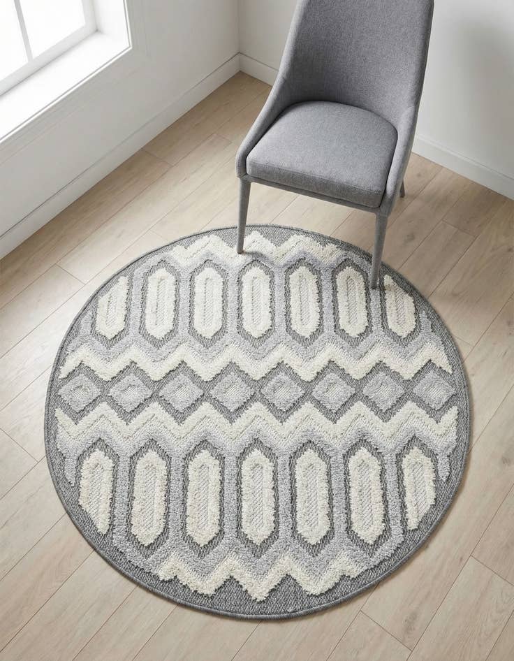 Detail image of 3' 3 x 3' 3 Arlo Round Rug