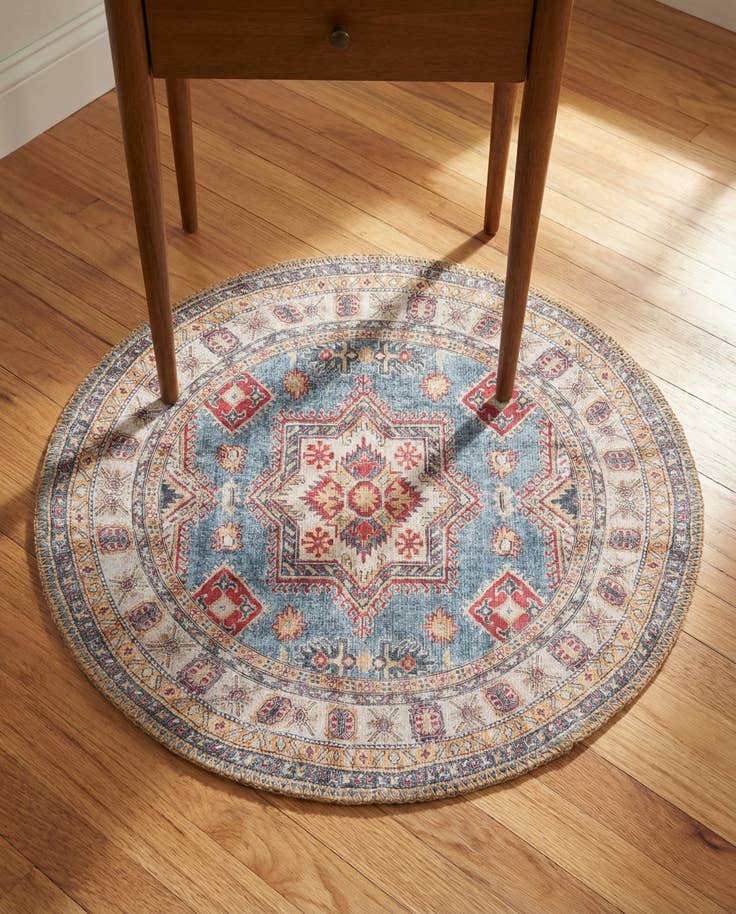 Detail image of 2' x 2' Washable Timeless Round Rug