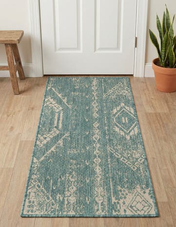 Light Aqua Easy-Clean Bohemian Indoor / Outdoor Runner Rug