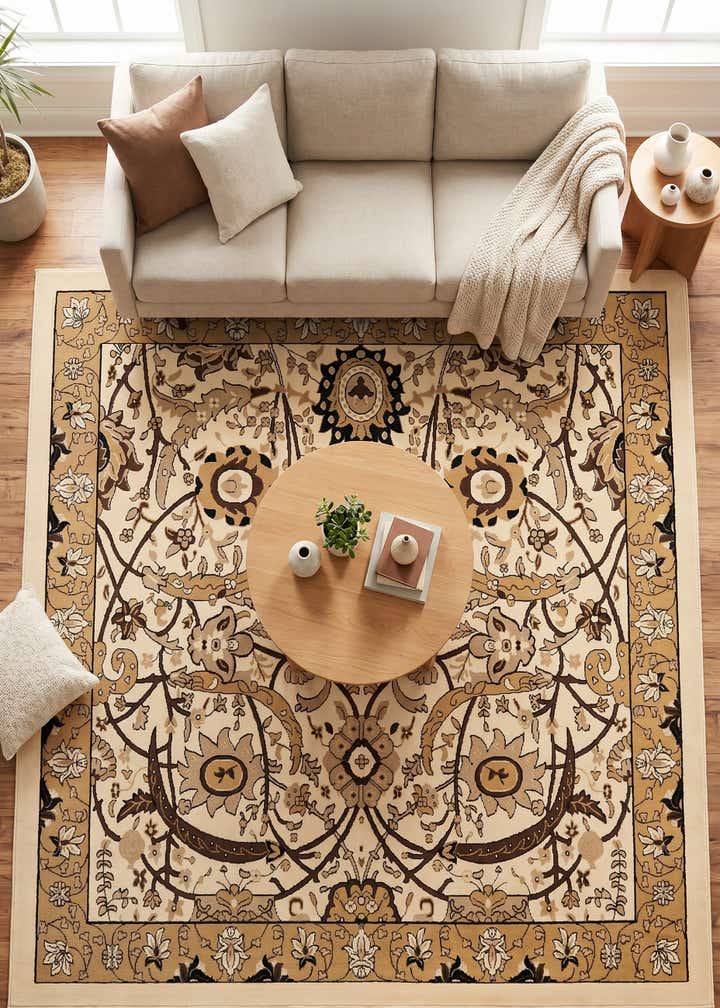 7' 10 x 7' 10 Isfahan Design Square Rug