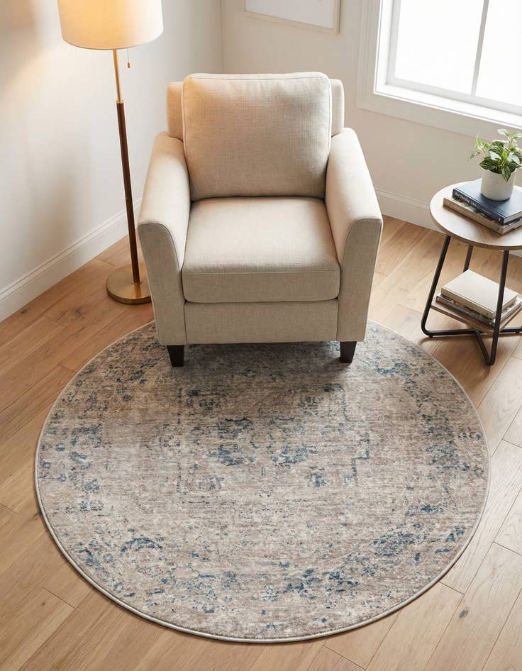 Detail image of 3' 10 x 3' 10 Noble Round Rug