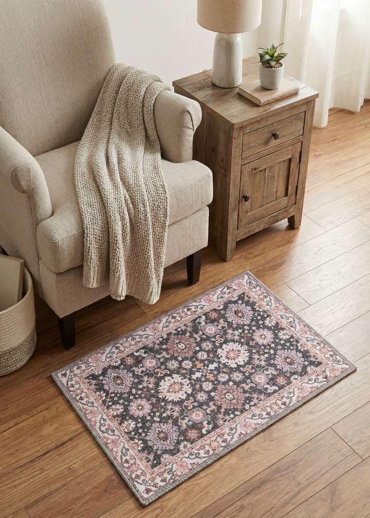 2' x 3' 1 Washable Timeless Rug