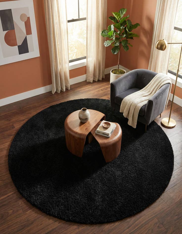 Detail image of 7' 10 x 7' 10 Solid Shag Round Rug