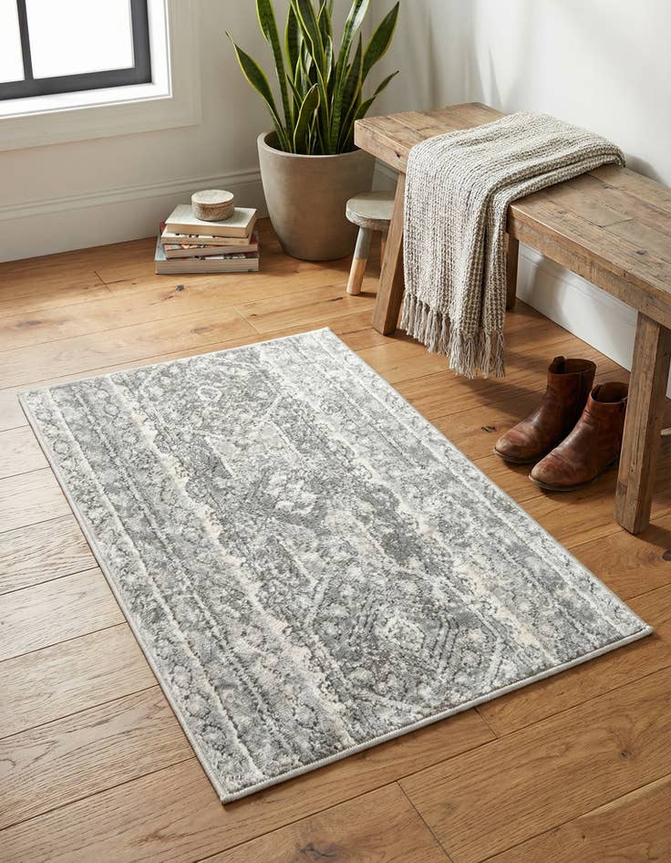 Detail image of 2' 2 x 3' Oregon Rug