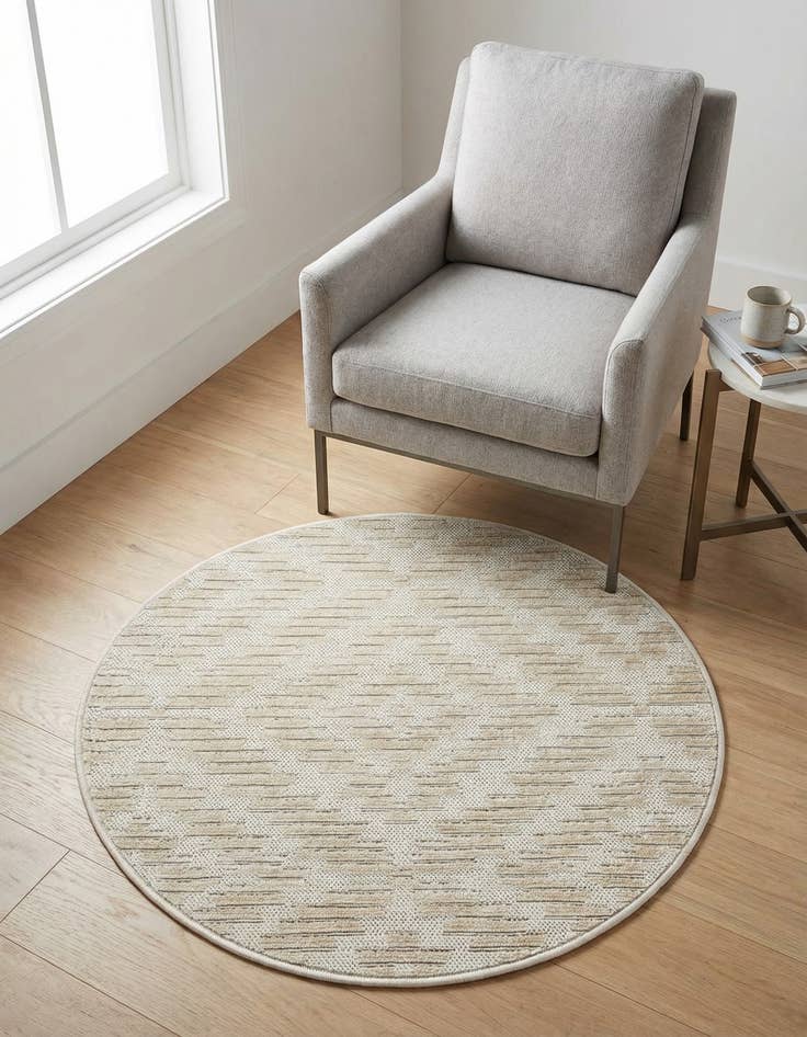 Detail image of 3' x 3'  Washable Sabrina Soto Indoor / Outdoor Round Rug