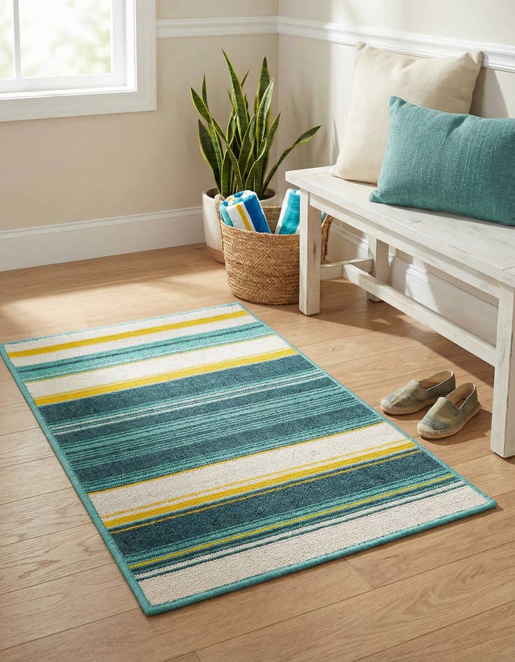 Detail image of 2' x 3' Easy-Clean Border Indoor / Outdoor Rug