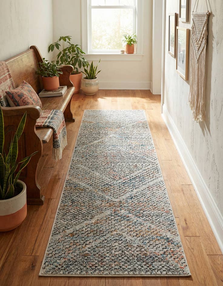 Detail image of 2' 2 x 6' Leipzig Runner Rug