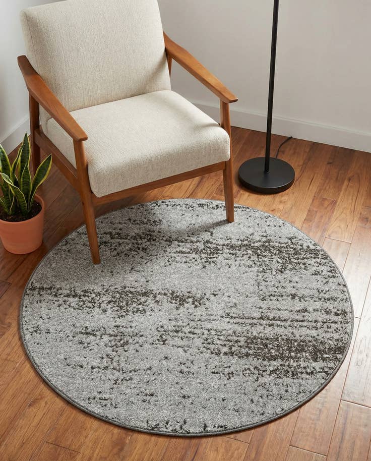 Detail image of 4' x 4' Angelica Round Rug