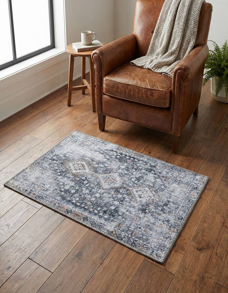 Detail image of  2' x 3' Yara Rug