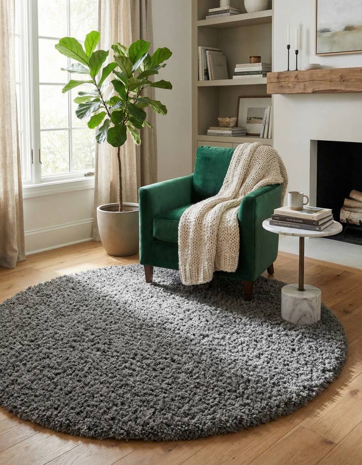 Detail image of 6' 7 x 6' 7 Infinity Shag Round Rug