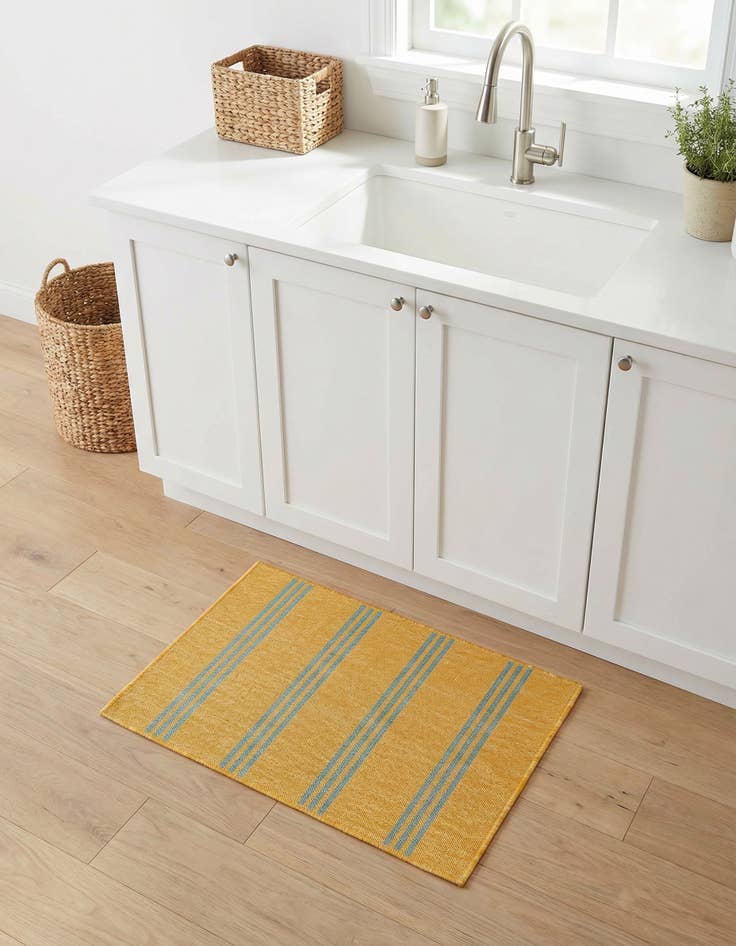 Detail image of 2' x 3' Washable Jill Zarin Anguilla Indoor / Outdoor Rug