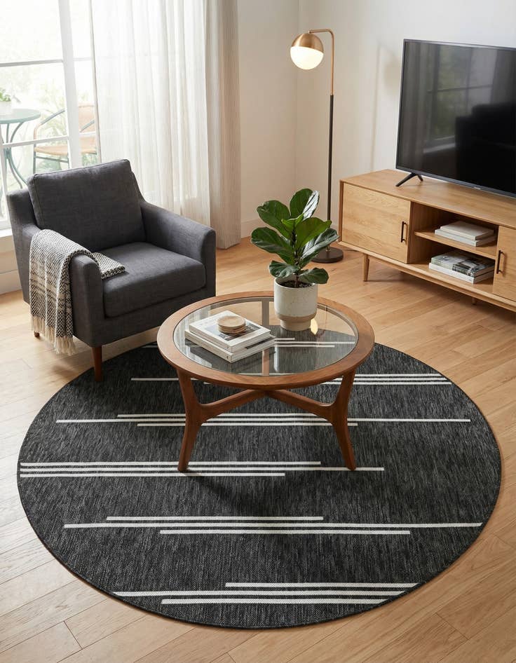 Detail image of 6' x 6' Easy-Clean Modern Indoor / Outdoor Round Rug