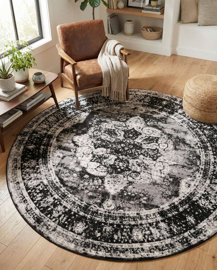 7' 10 x 7' 10 Monte Carlo Round Rug