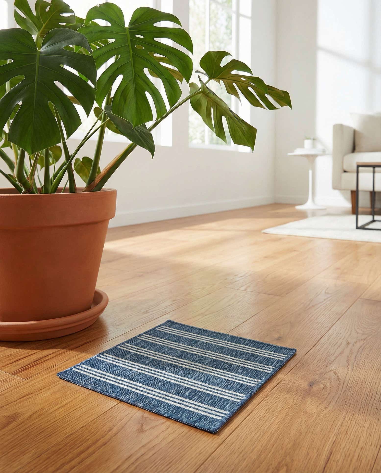 1' 4 x 1' 4 Easy-Clean Jill Zarin Anguilla Indoor / Outdoor Sample Rug