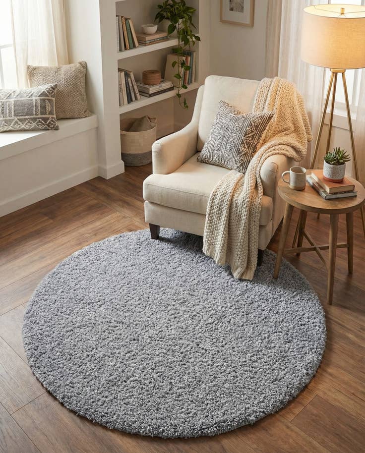 Detail image of 5' 3 x 5' 3 Zermatt Shag Round Rug