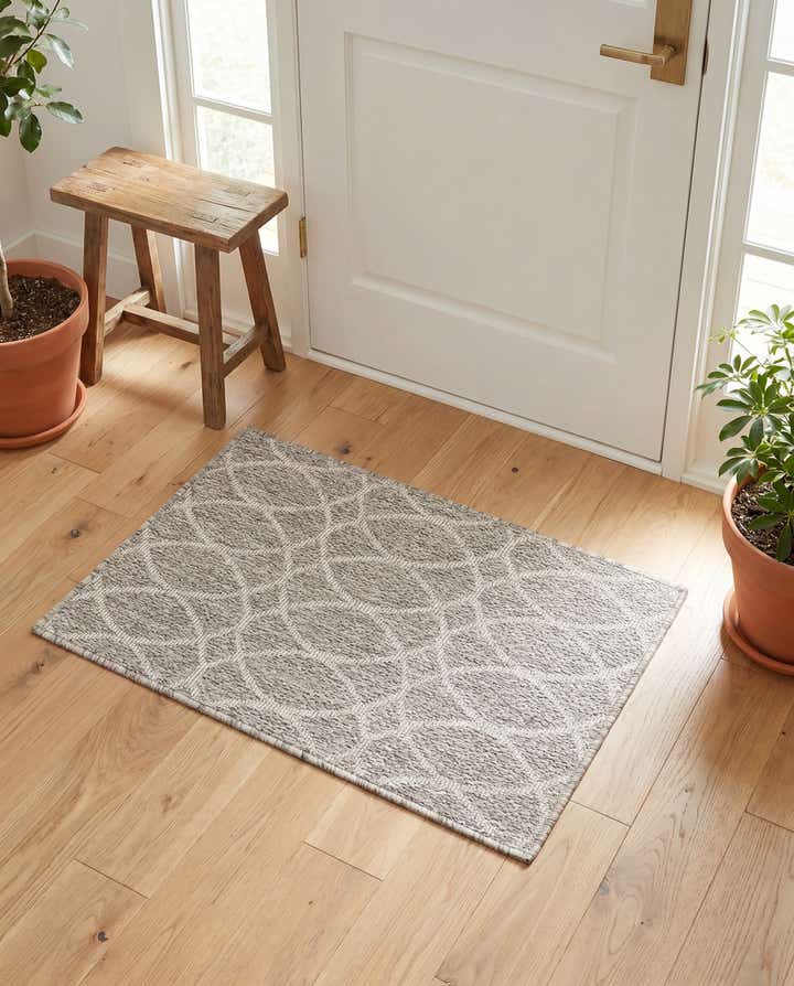 2' x 3' Easy-Clean Trellis Indoor / Outdoor Rug