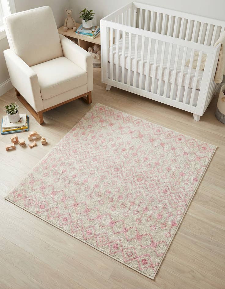 Detail image of 4' x 4' Moroccan Trellis Square Rug