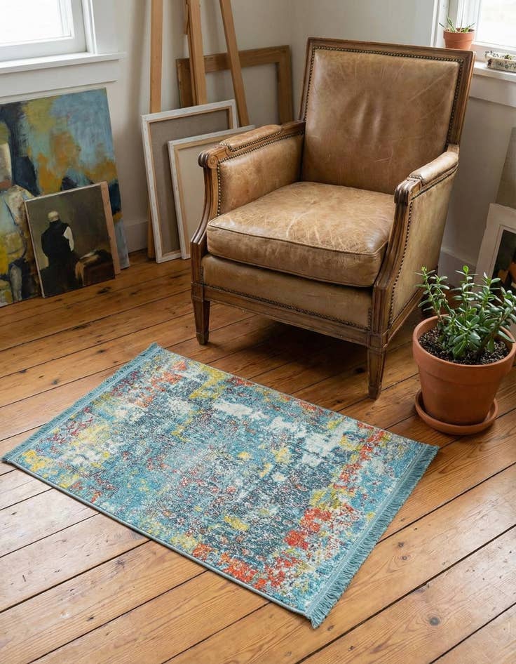 Detail image of 2' 2 x 3' Santiago Rug