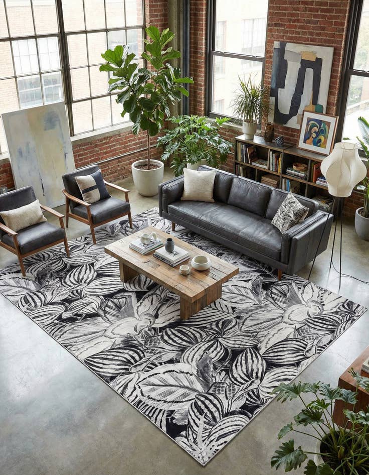 Detail image of 10' x 14' Blossom Rug