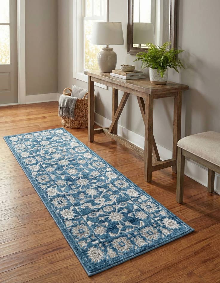 Detail image of 2' x 5' 3 Boston Runner Rug