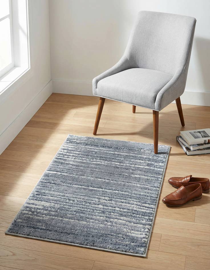 Detail image of 2' x 3' Oasis Rug