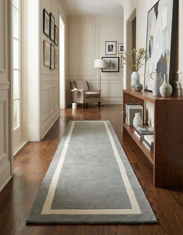 Detail image of 3' 3 x 12' Jill Zarin Border Wool Runner Rug