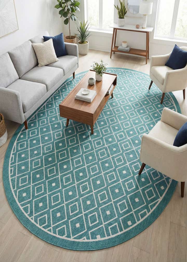 7' 10 x 10' Easy-Clean Trellis Indoor / Outdoor Oval Rug