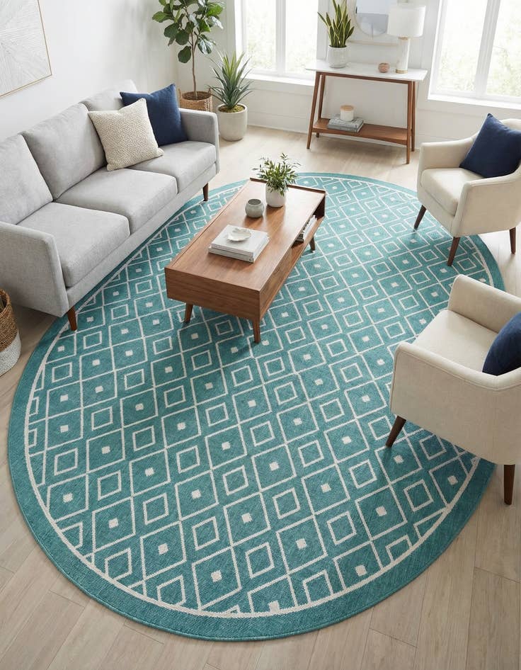 Detail image of 7' 10 x 10' Easy-Clean Trellis Indoor / Outdoor Oval Rug