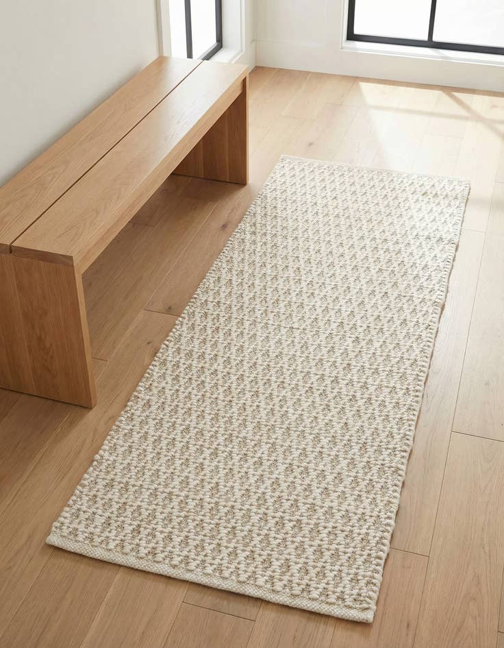 Detail image of  2' x 4' 1  Hand Woven Lattice Wool Runner Rug