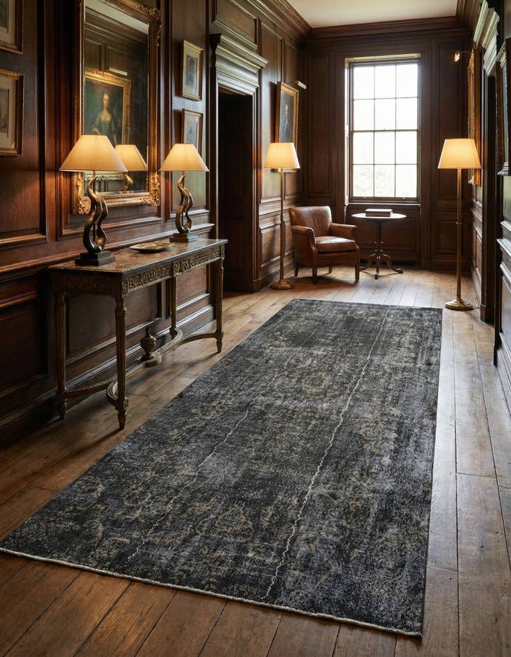 Detail image of 6' 7 x 9' 10 Ultra Vintage Wool Runner Rug