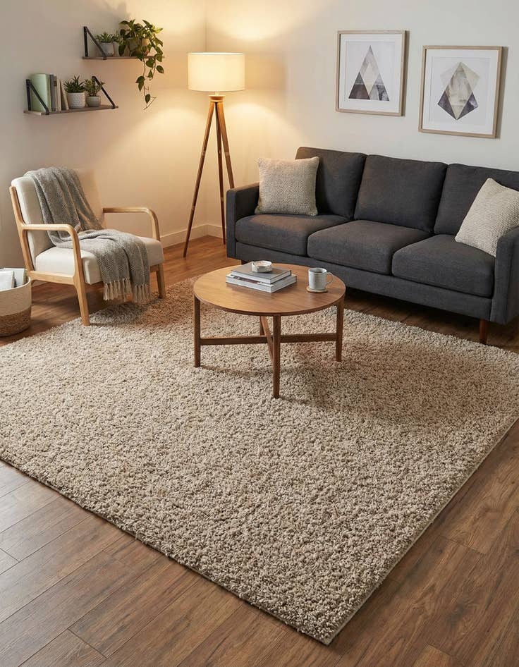 Detail image of 7' x 7' Zermatt Shag Square Rug