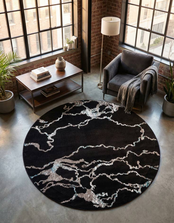 Detail image of 7' 10 x 7' 10 Madeline Round Rug