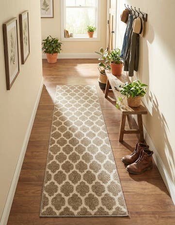 2' x 6' Lattice Runner Rug