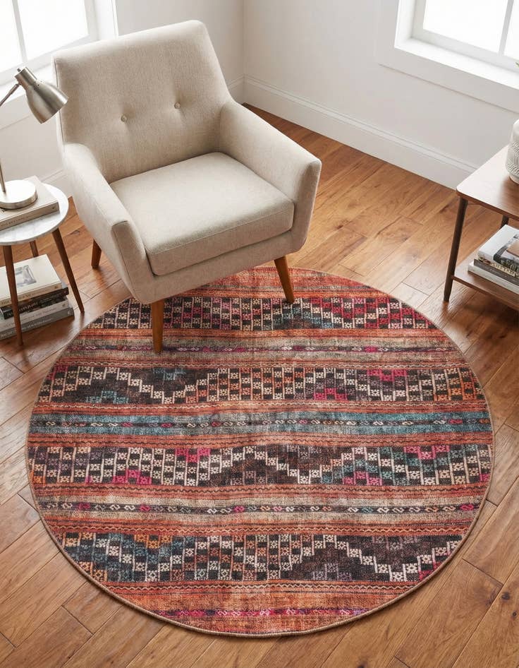 Detail image of 3' 6 x 3' 6 Timeless Round Rug