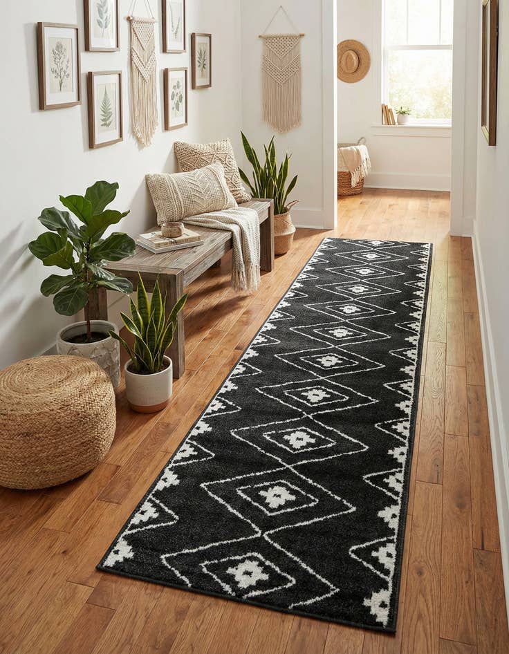 Detail image of  2' 7 x 12' Oslo Runner Rug