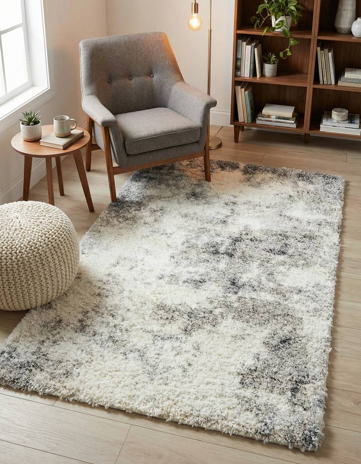 Detail image of 3' 3 x 5' 3 Soft Touch Shag Rug