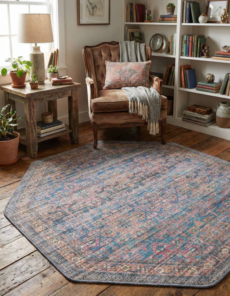 Detail image of 5' 3 x 5' 3  Washable Nostalgia Octagon Rug