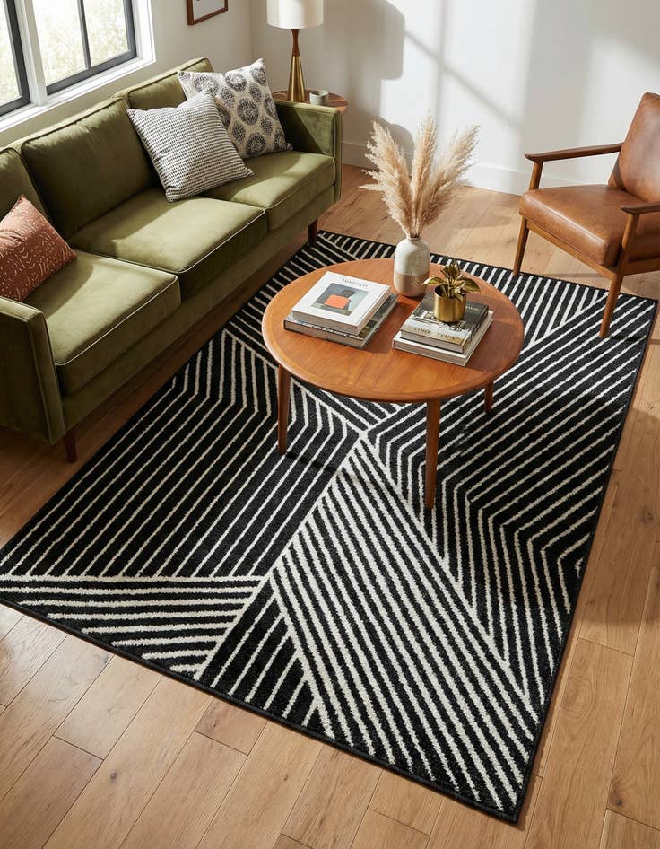 Detail image of  4' x 6' Oslo Rug