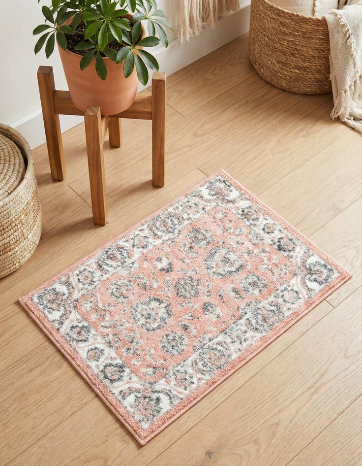 Detail image of 2' x 3' Aurelia Rug