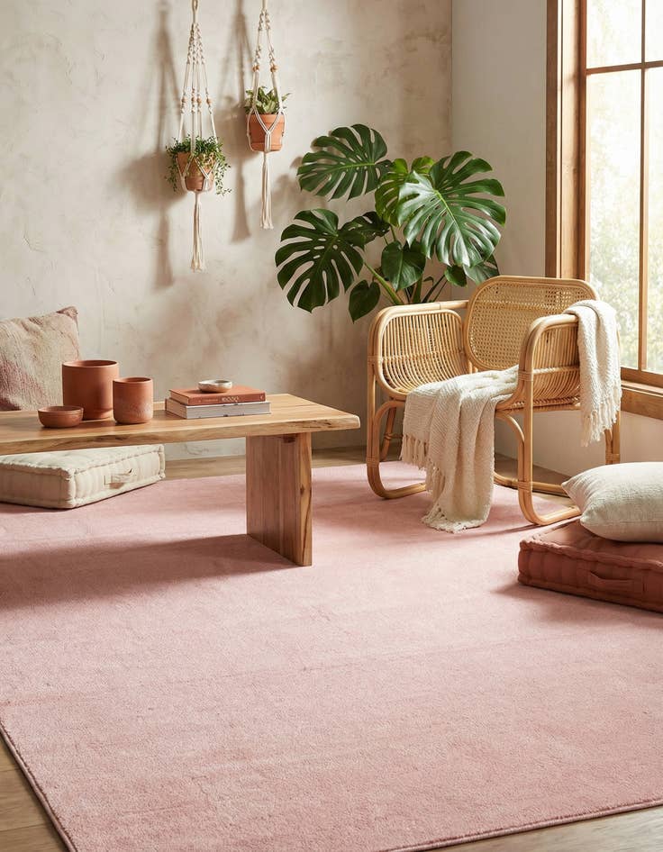 Detail image of 7' x 10' Everyday Solid Rug